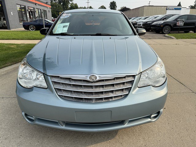 Used 2009 Chrysler Sebring LX FWD image 2