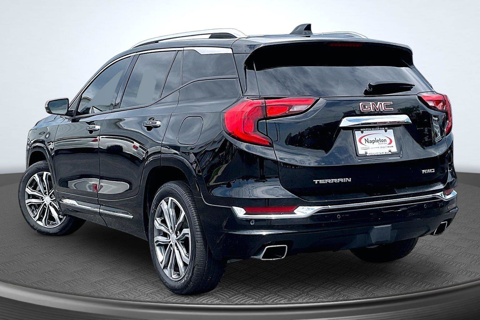 Used 2018 GMC Terrain Denali w/ Driver Alert Package II AWD/4WD image 14