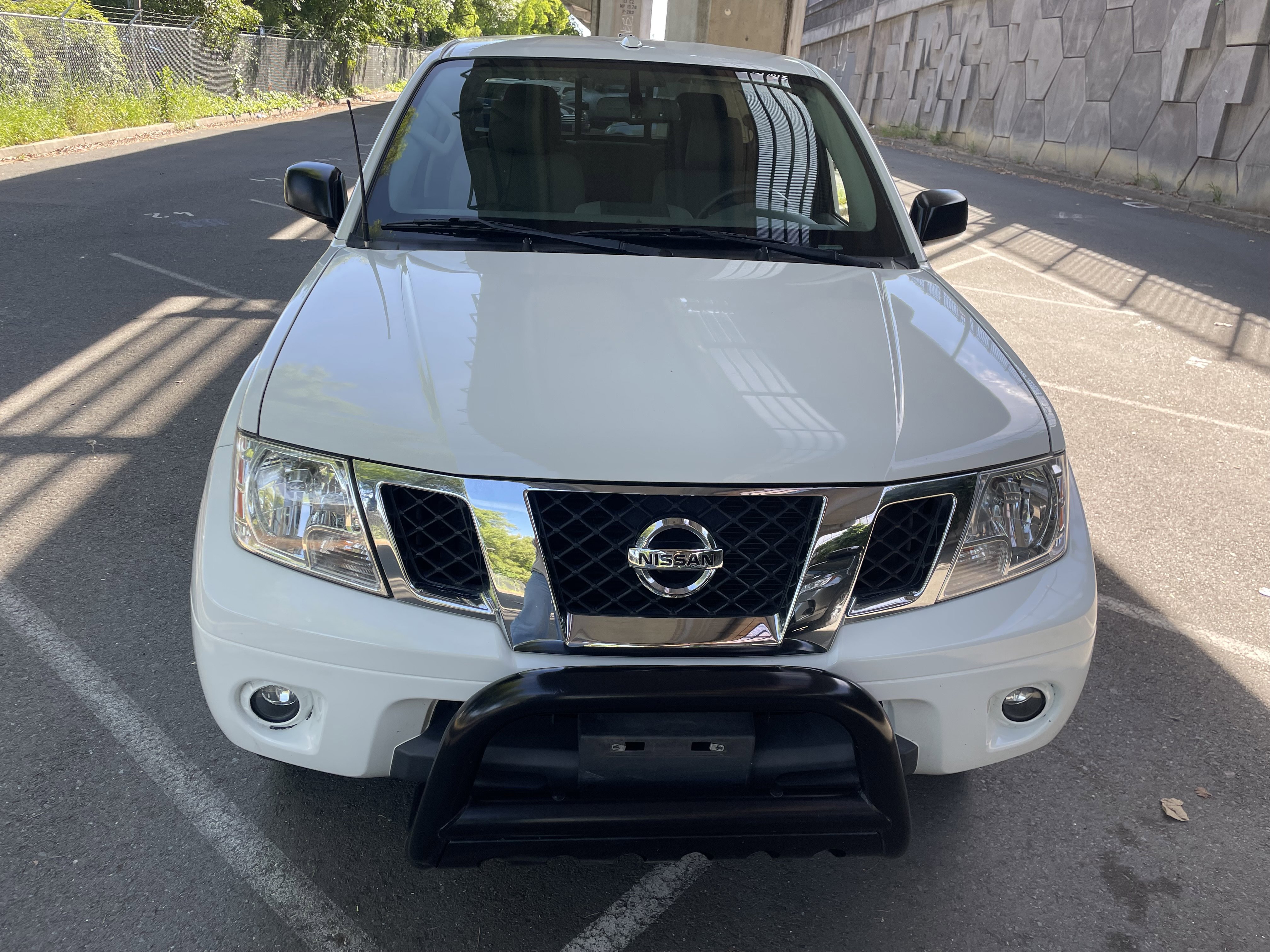 Used 2017 Nissan Frontier SV w/ SV Value Truck Package RWD image 16