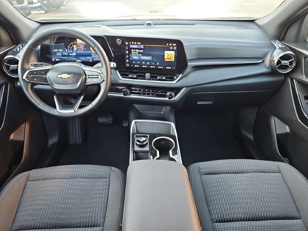 Used 2026 Chevrolet Equinox LT FWD image 26