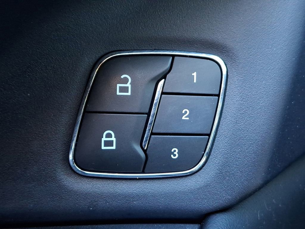 Used 2019 Ford Expedition Platinum image 25