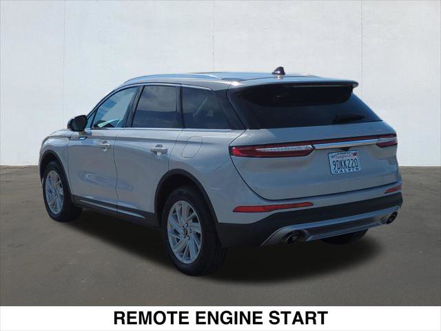 Used 2022 Lincoln Corsair FWD image 3