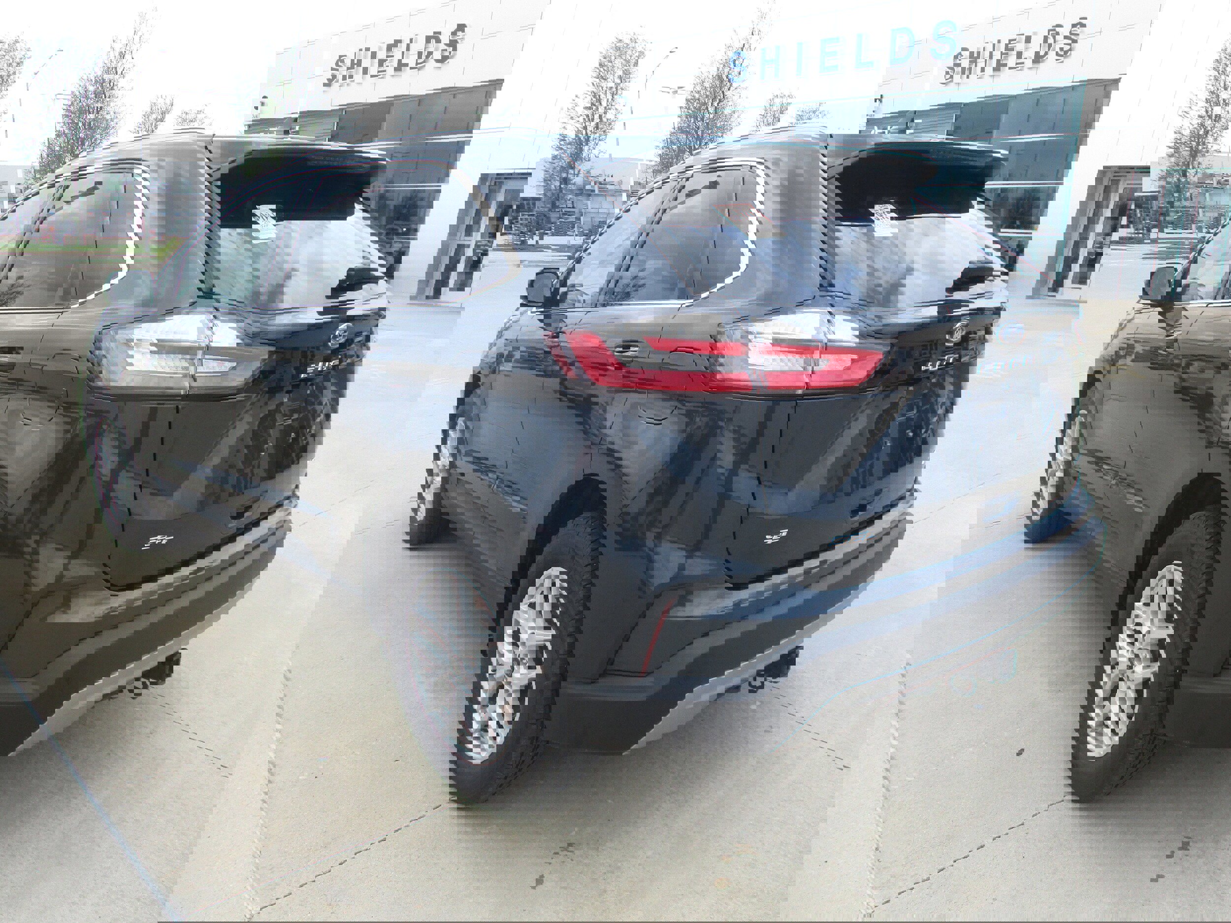 Used 2024 Ford Edge SEL w/ Convenience Package AWD/4WD image 4