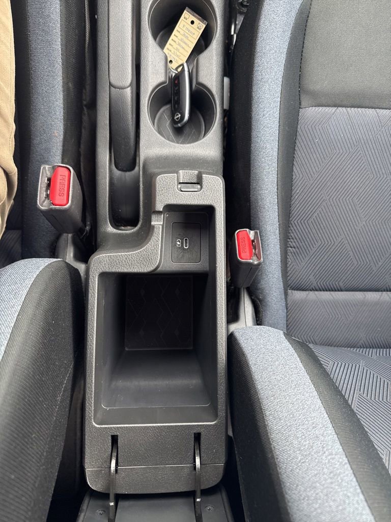 Used 2024 Nissan Versa SV FWD image 37