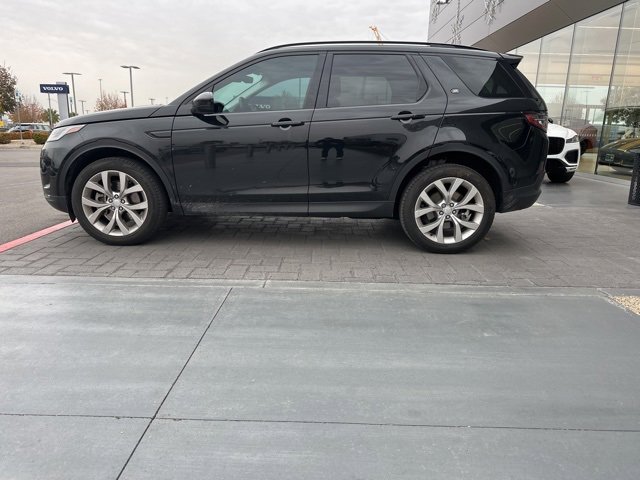 Used 2023 Land Rover Discovery Sport SE image 8
