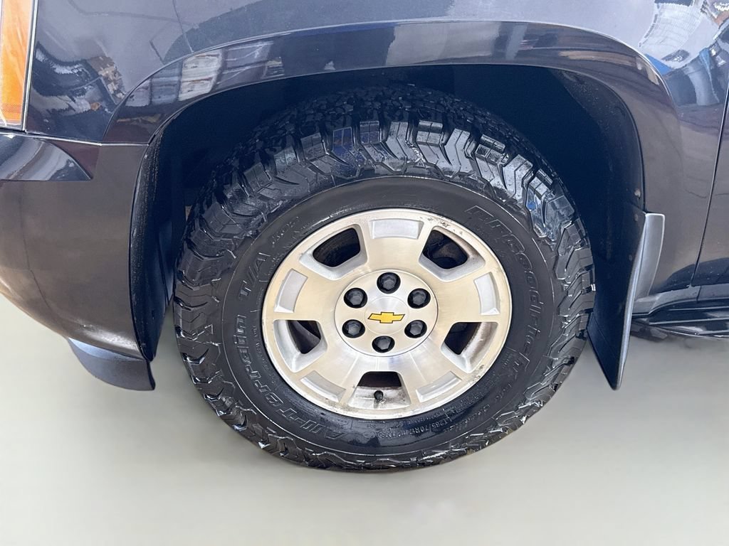 Used 2012 Chevrolet Tahoe LTZ AWD/4WD image 32