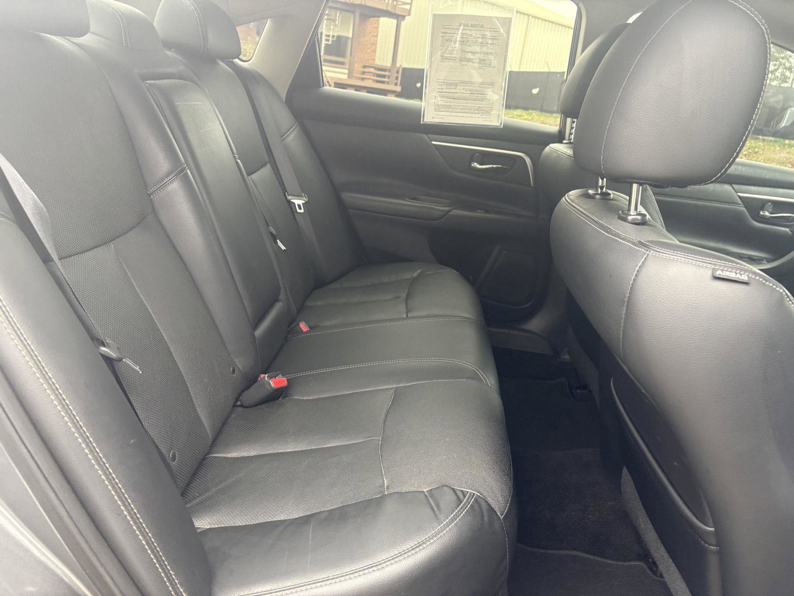 Used 2016 Nissan Altima 2.5 SL w/ 2.5 Technology Package image 18