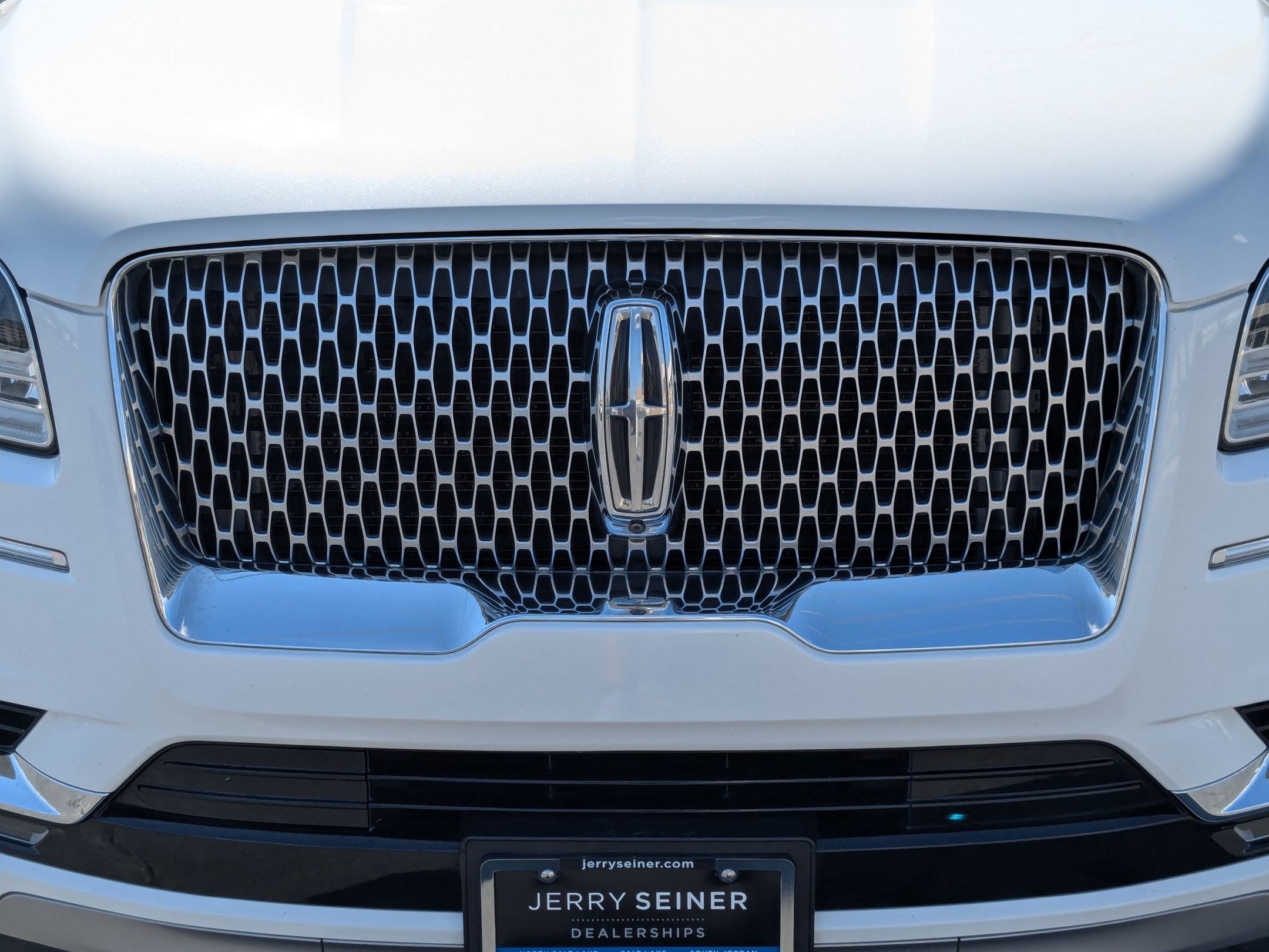 Used 2020 Lincoln Navigator Reserve w/ Luxury Package AWD/4WD image 9
