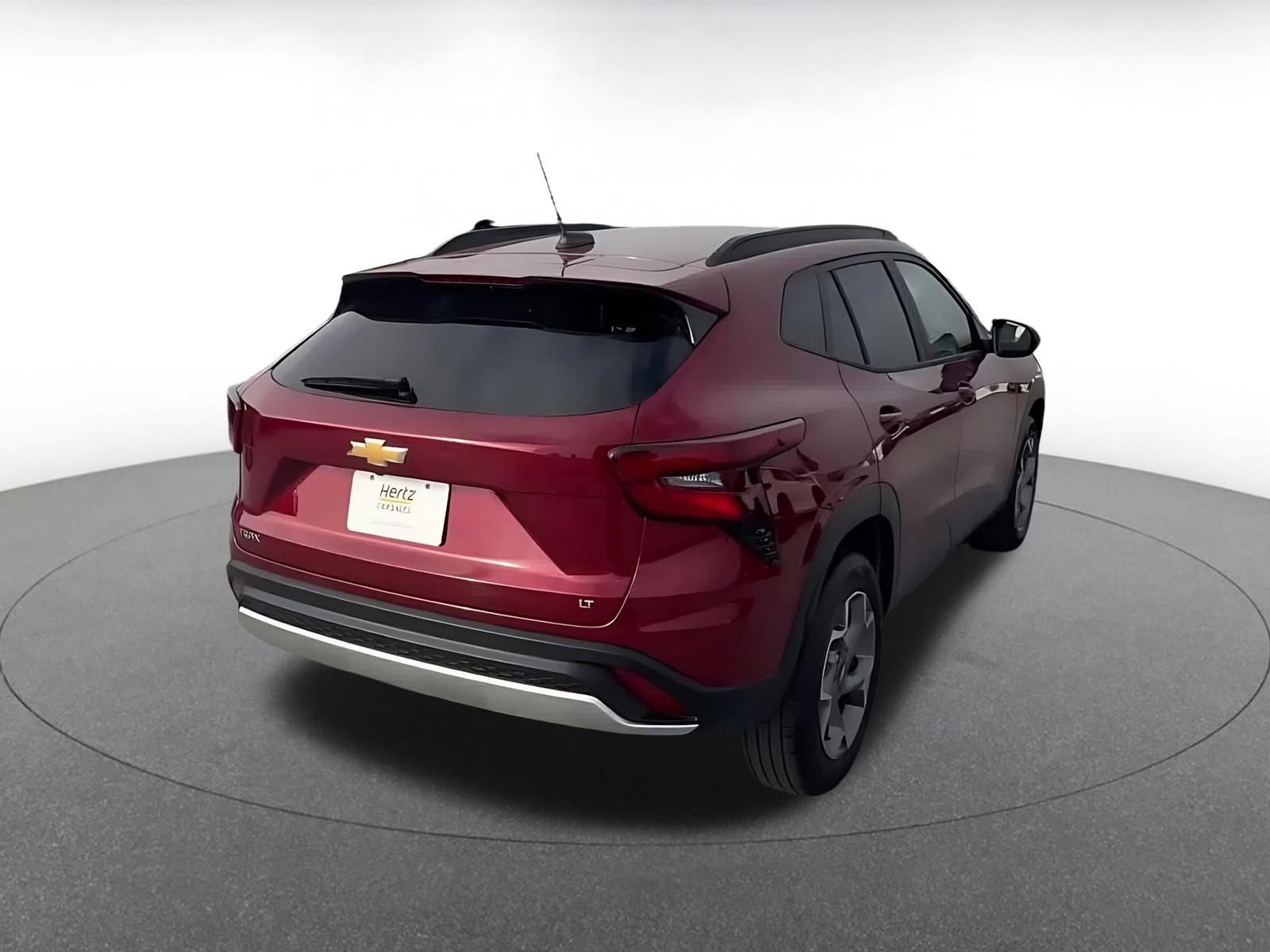 Used 2025 Chevrolet Trax LT w/ LT Convenience Package image 15