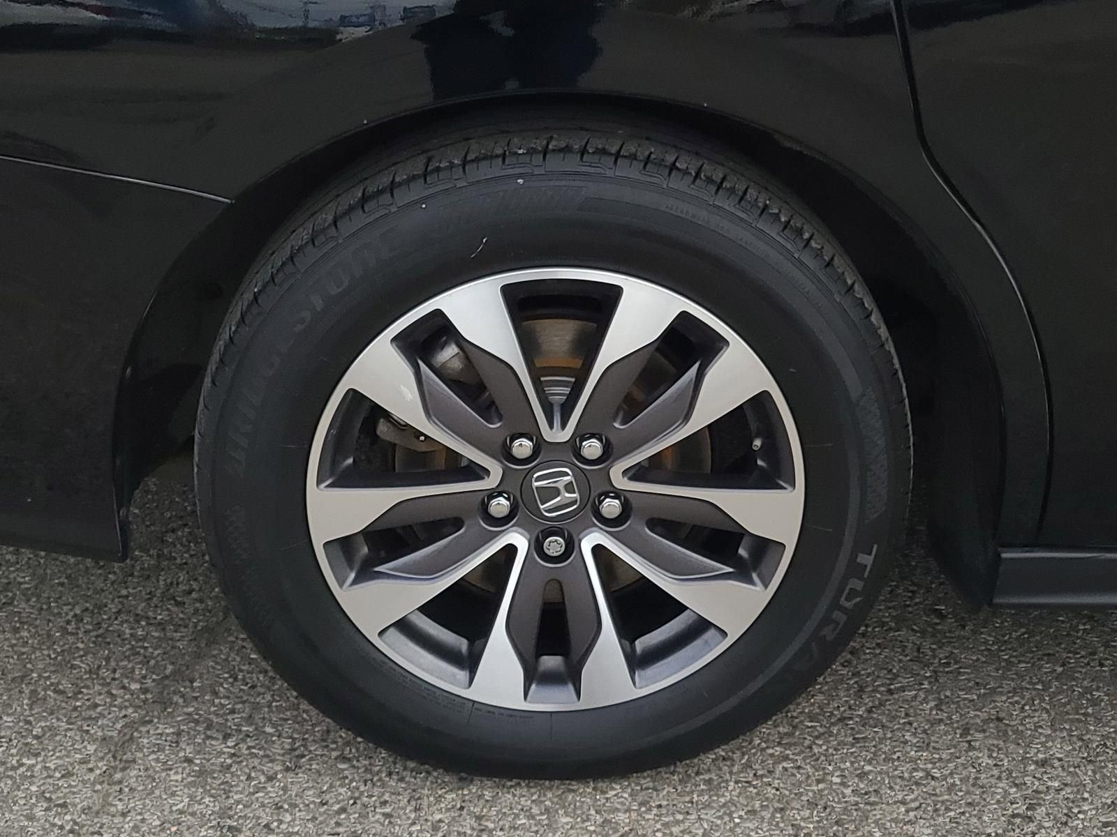 Used 2023 Honda Odyssey EX-L image 33