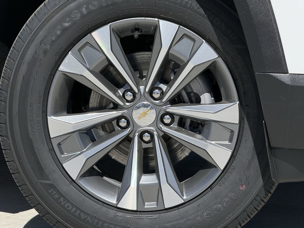 New 2026 Chevrolet Equinox LT image 9