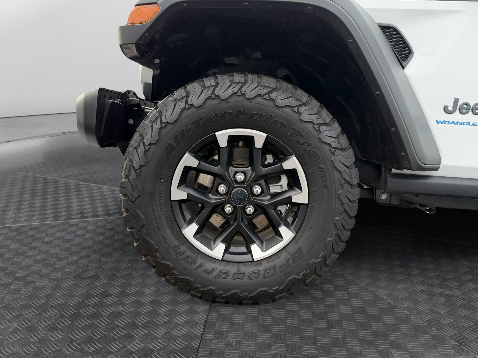 Used 2025 Jeep Wrangler Unlimited Rubicon 4xe w/ Safety Group image 14