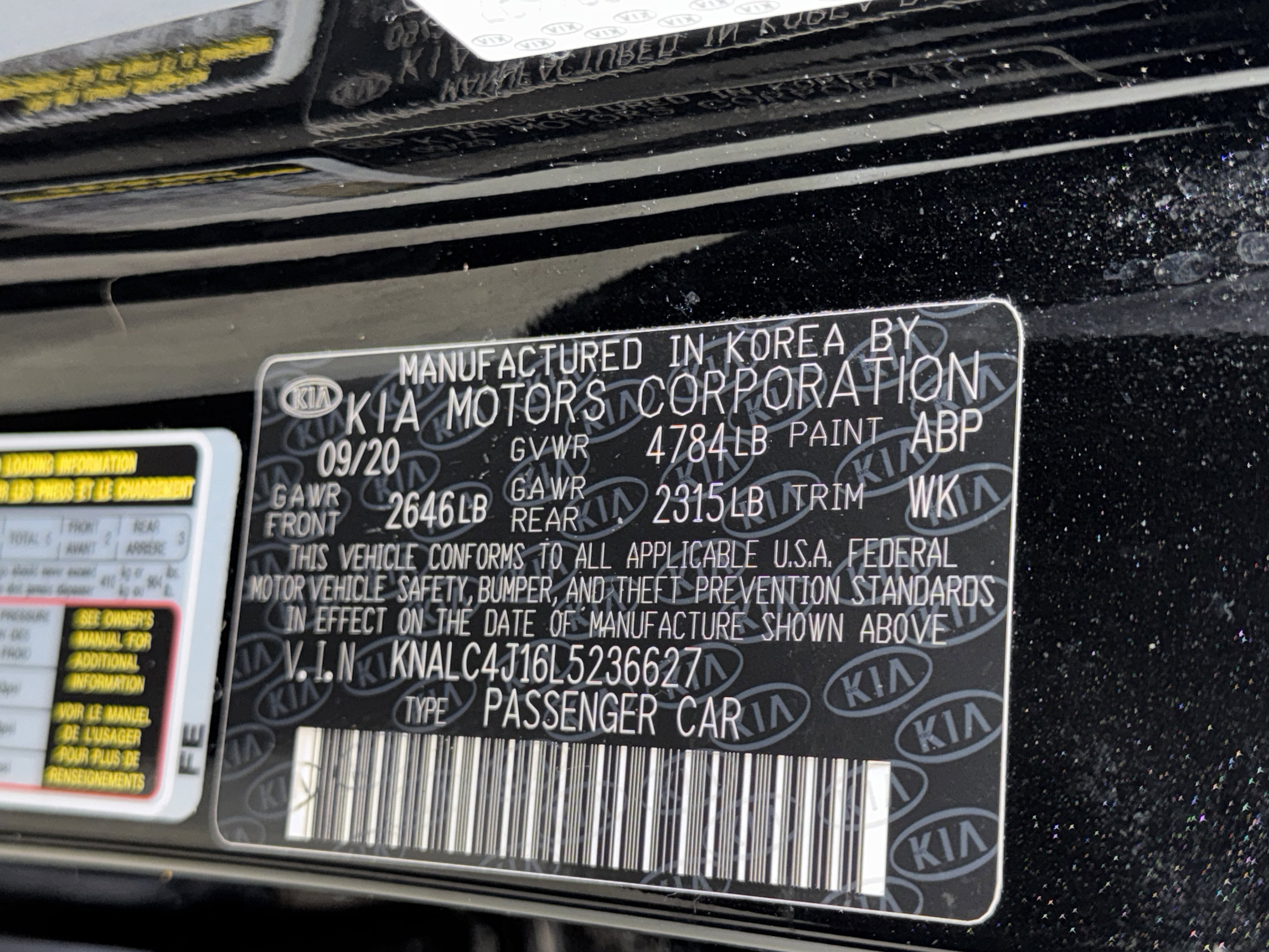 Used 2020 Kia Cadenza Limited image 37