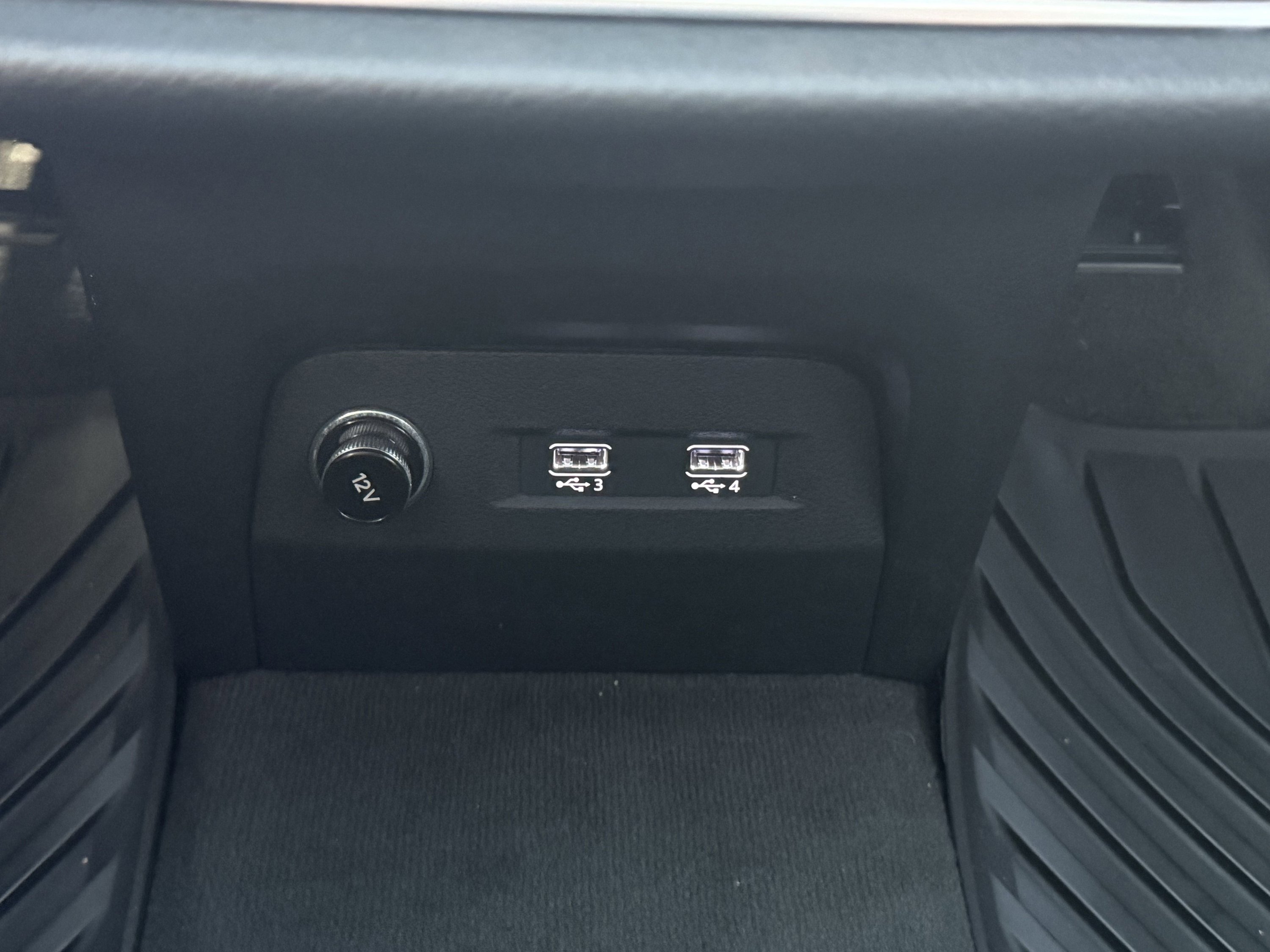 Used 2019 Audi e-tron Prestige w/ Prestige Package image 59