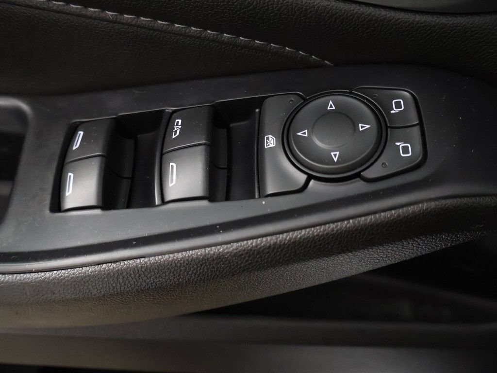 Used 2022 Chevrolet Traverse LT AWD/4WD image 39