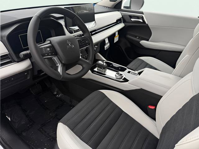 New 2026 Mitsubishi Outlander SE FWD image 13