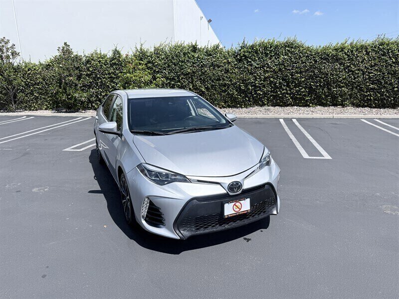 Used 2019 Toyota Corolla SE w/ Carpet Mat Package (TMS) FWD image 6