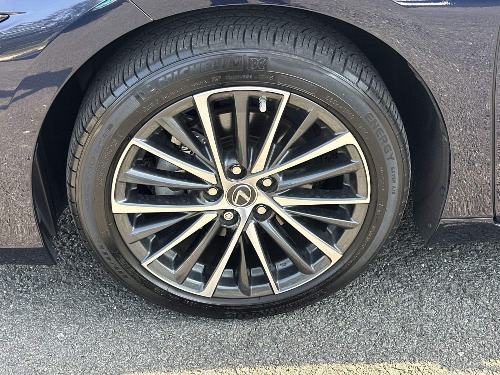 Used 2022 Lexus ES 300h w/ Premium Package FWD image 13