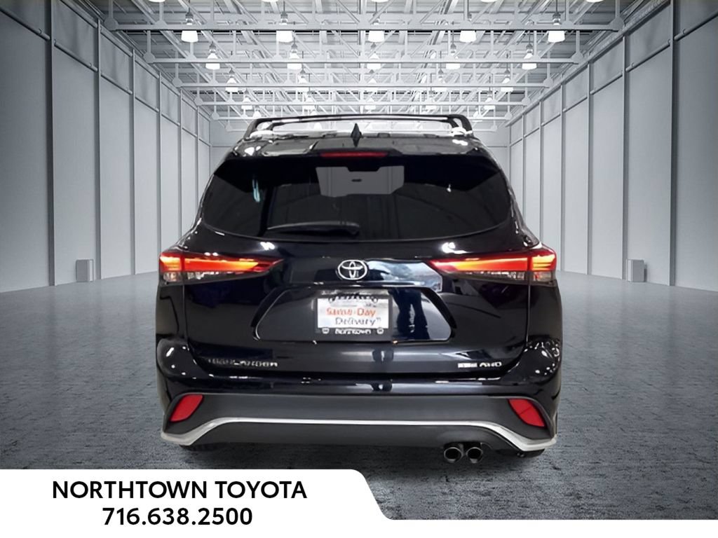 Used 2023 Toyota Highlander XSE AWD/4WD image 27