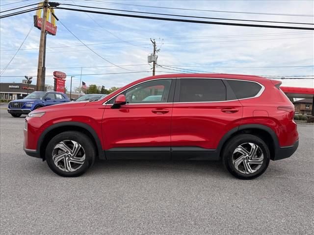 Certified 2023 Hyundai Santa Fe SE w/ Cargo Package AWD/4WD image 4