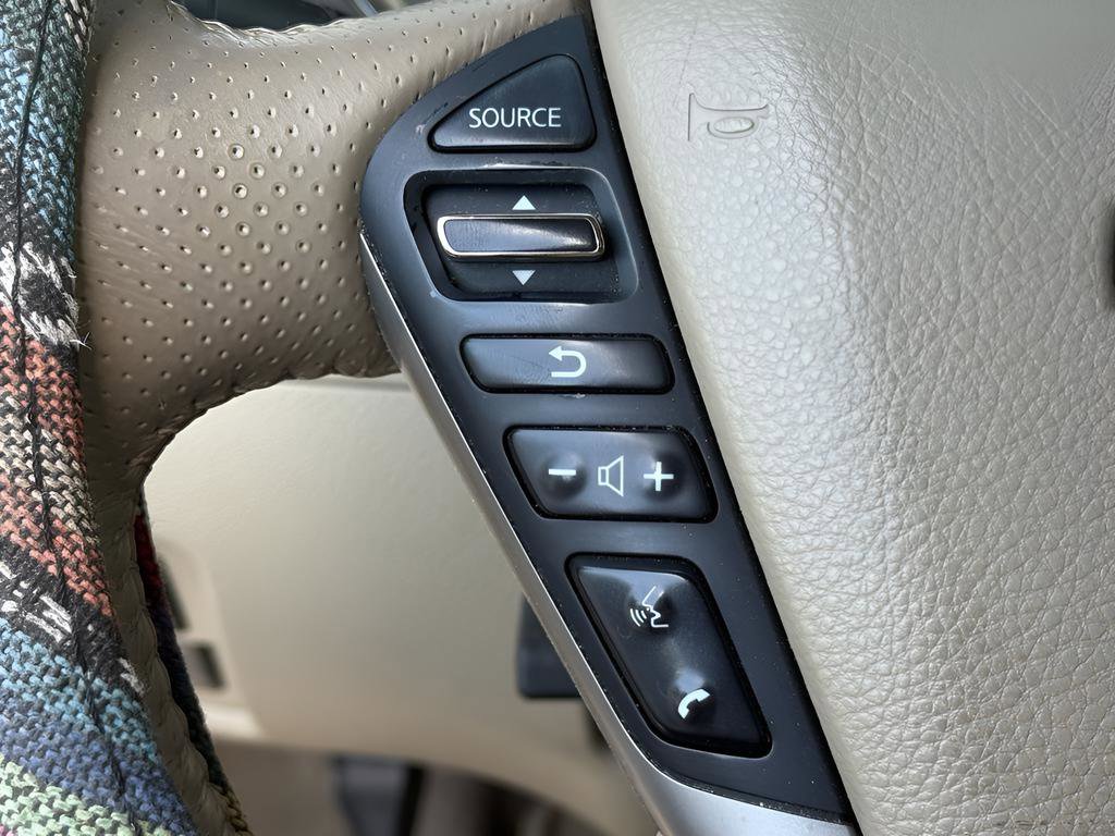 Used 2014 Nissan Murano SV w/ Value Package image 16