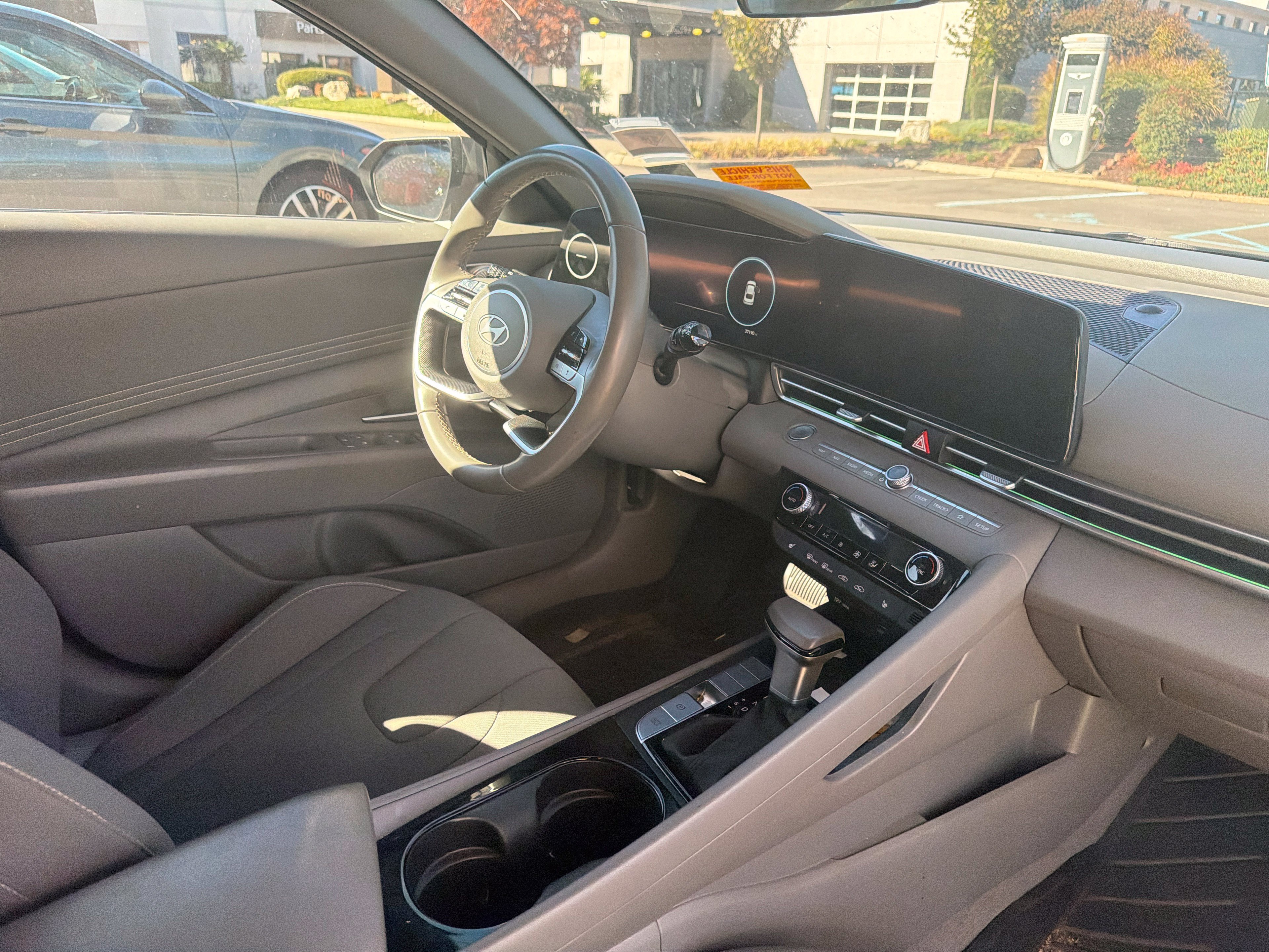 Used 2024 Hyundai Elantra SEL w/ Convenience Package FWD image 13