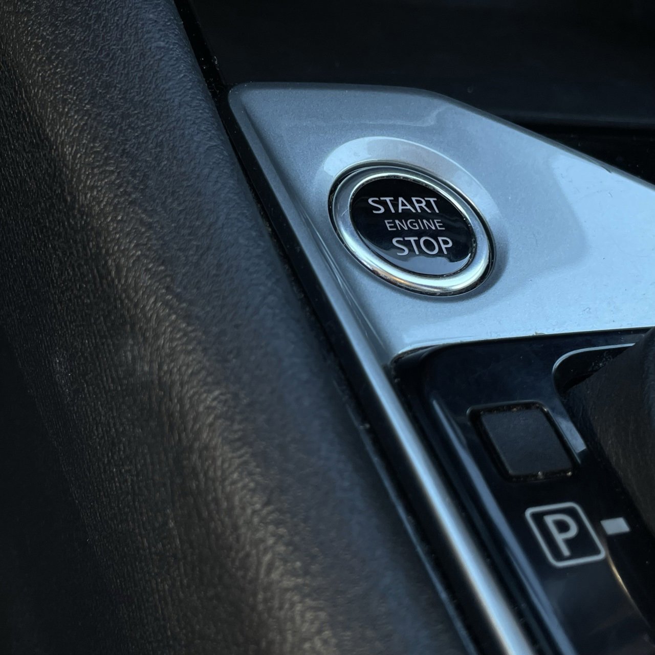 Used 2024 Nissan Altima 2.5 SV image 16