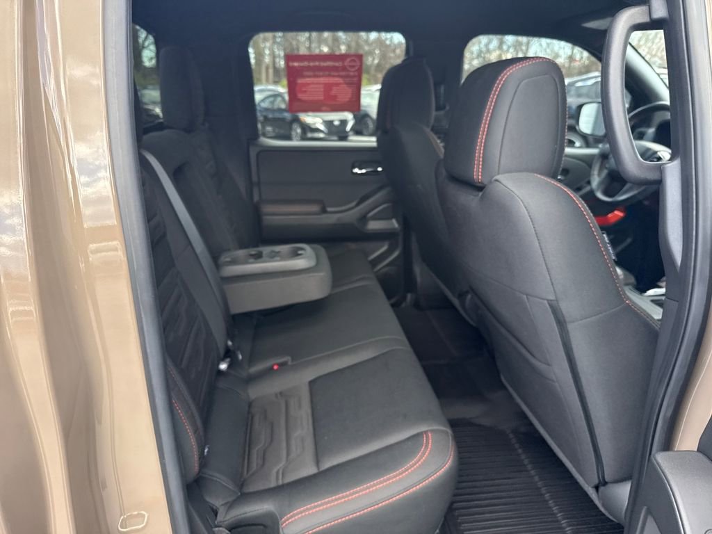 Used 2024 Nissan Frontier PRO-4X w/ Off-Road Protection Package image 30