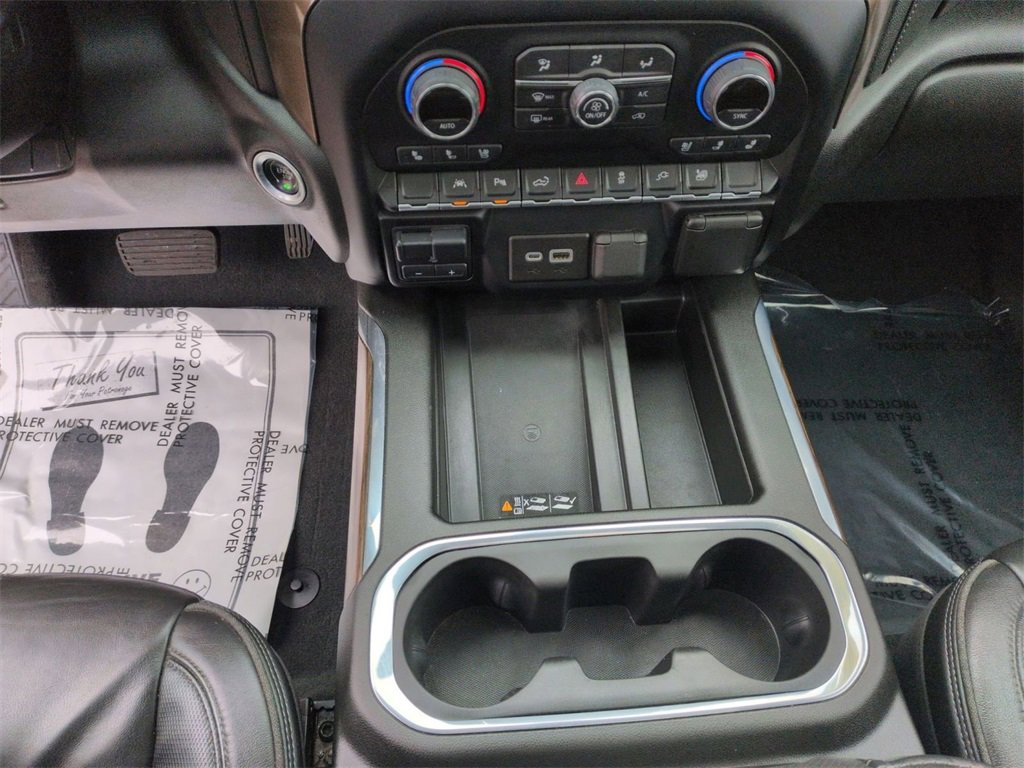 Used 2022 Chevrolet Silverado 1500 High Country w/ Technology Package image 23