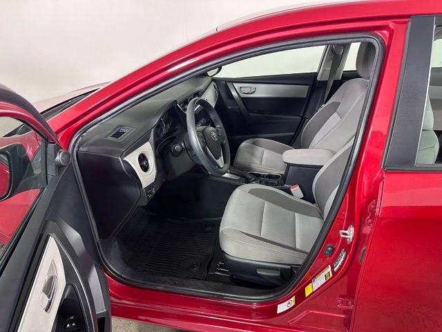 Used 2019 Toyota Corolla LE FWD image 18