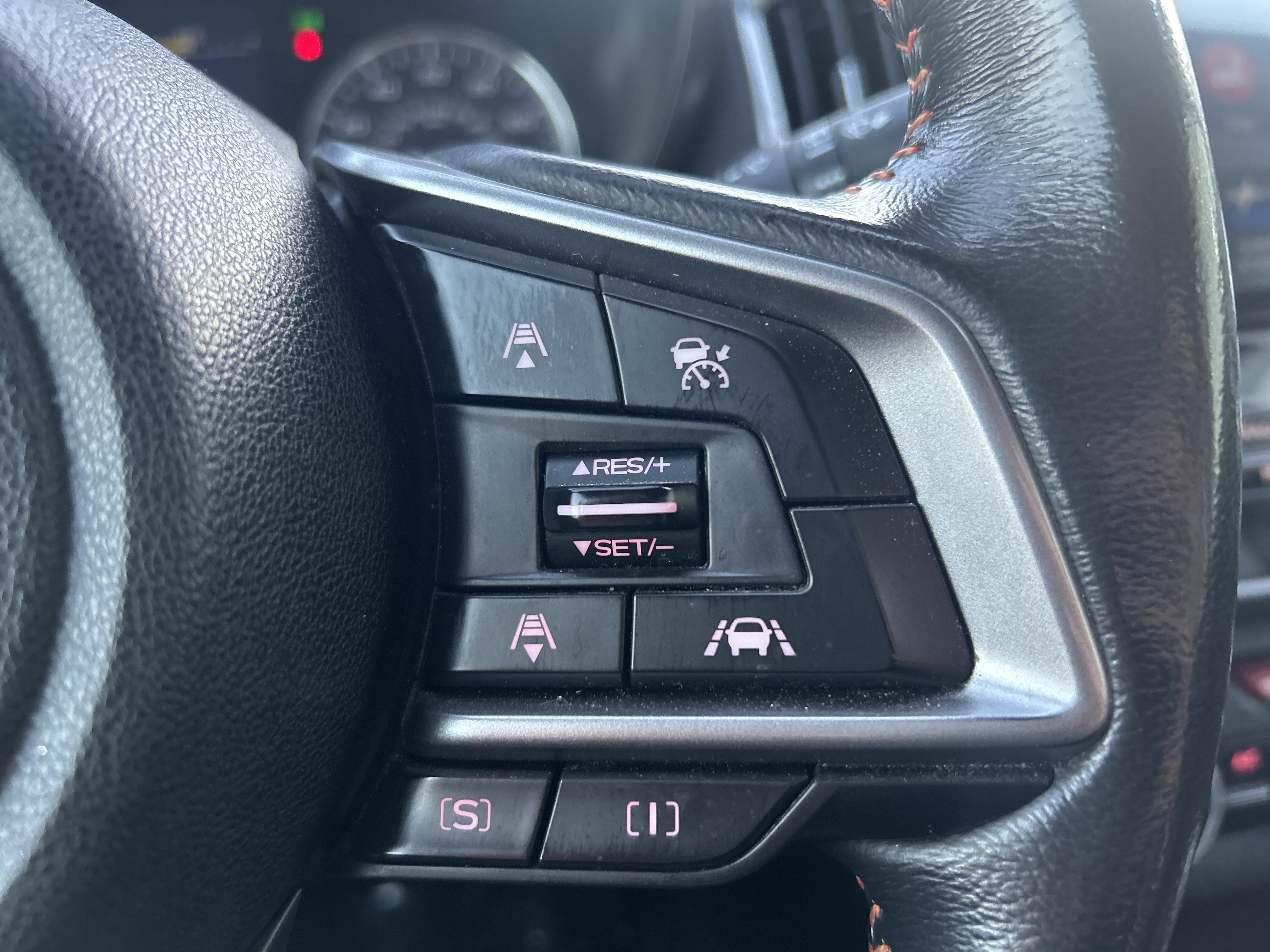 Used 2020 Subaru Crosstrek 2.0i Limited w/ Moonroof Package w/Navigation image 18