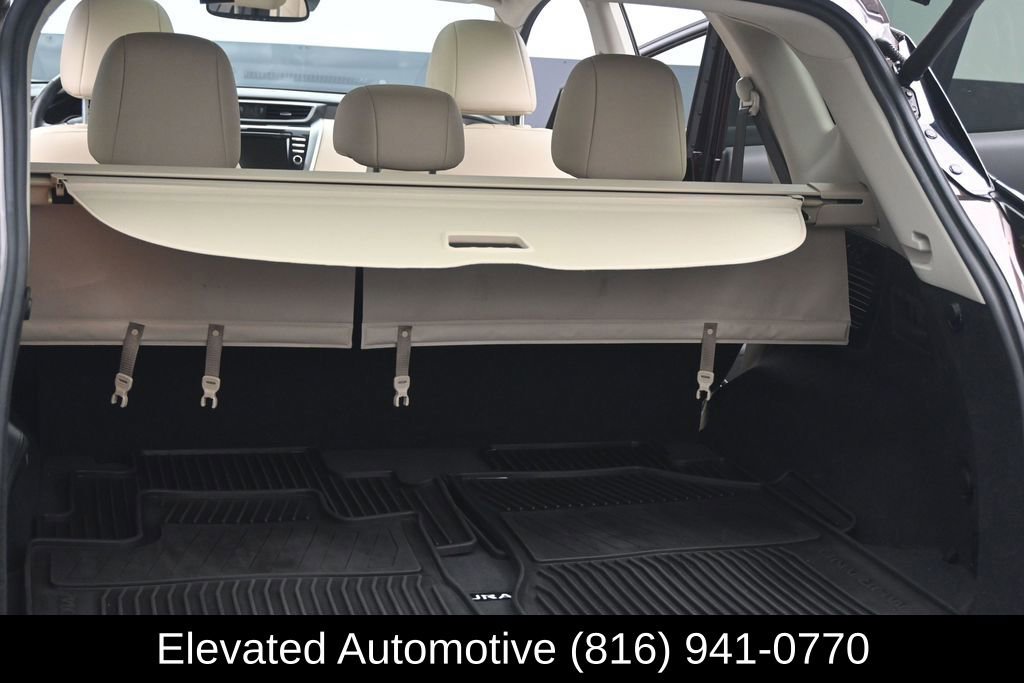 Used 2021 Nissan Murano Platinum w/ Cargo Package AWD/4WD image 21