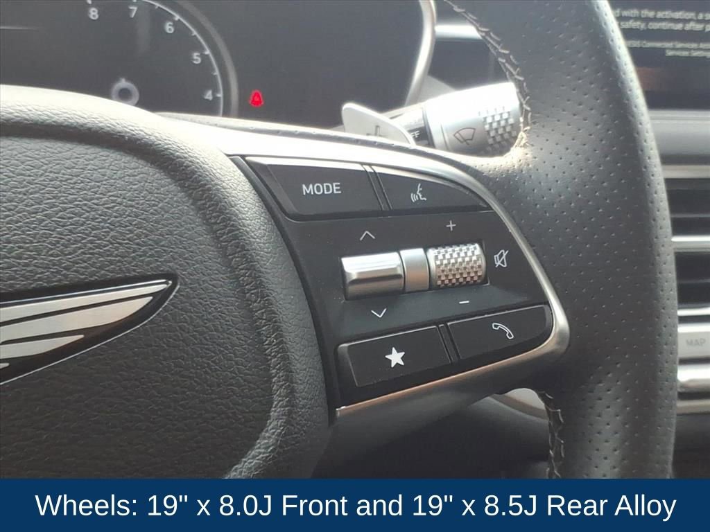 Used 2026 Genesis G70 2.5T image 13