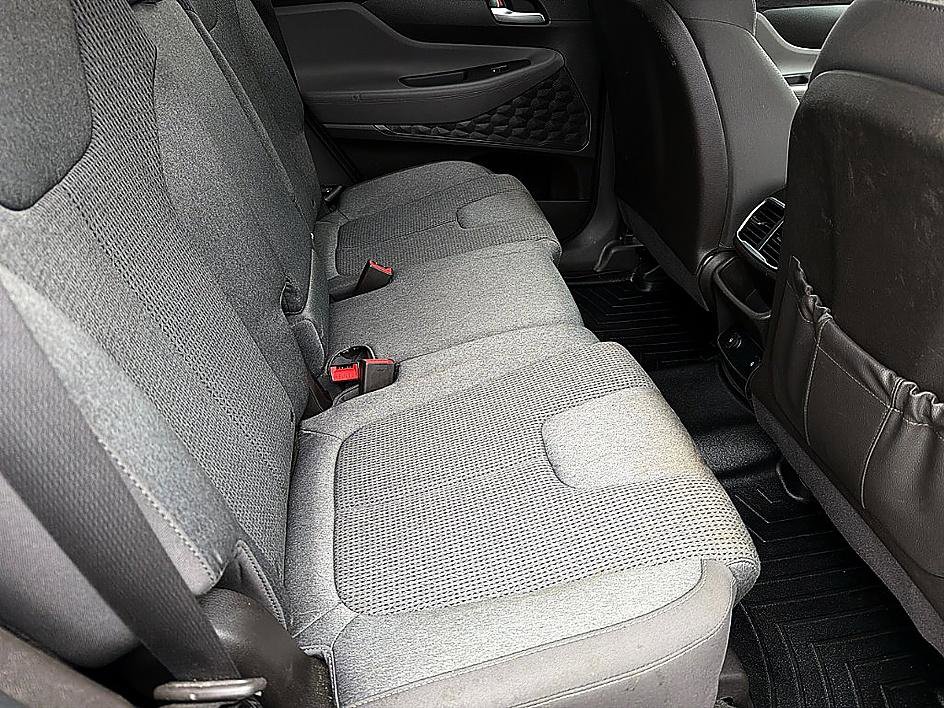 Used 2020 Hyundai Santa Fe SE AWD/4WD image 24