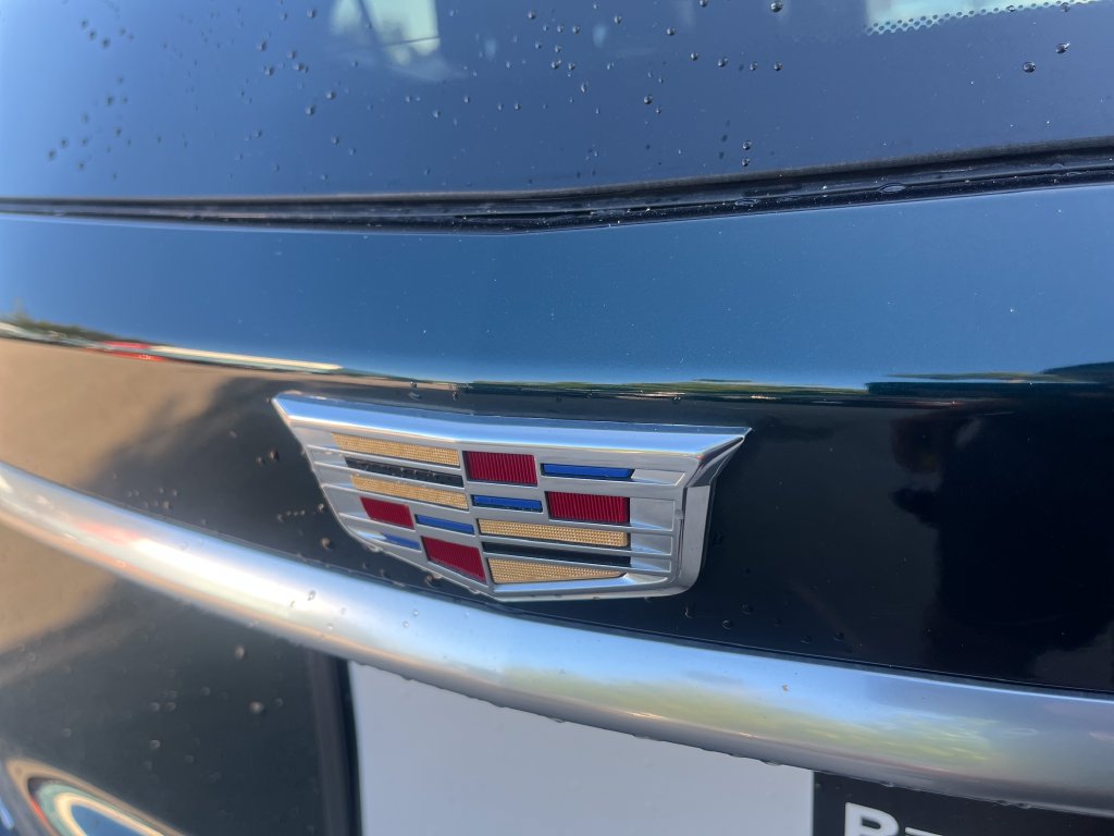 Used 2024 Cadillac XT6 Sport w/ Technology Package AWD/4WD image 44