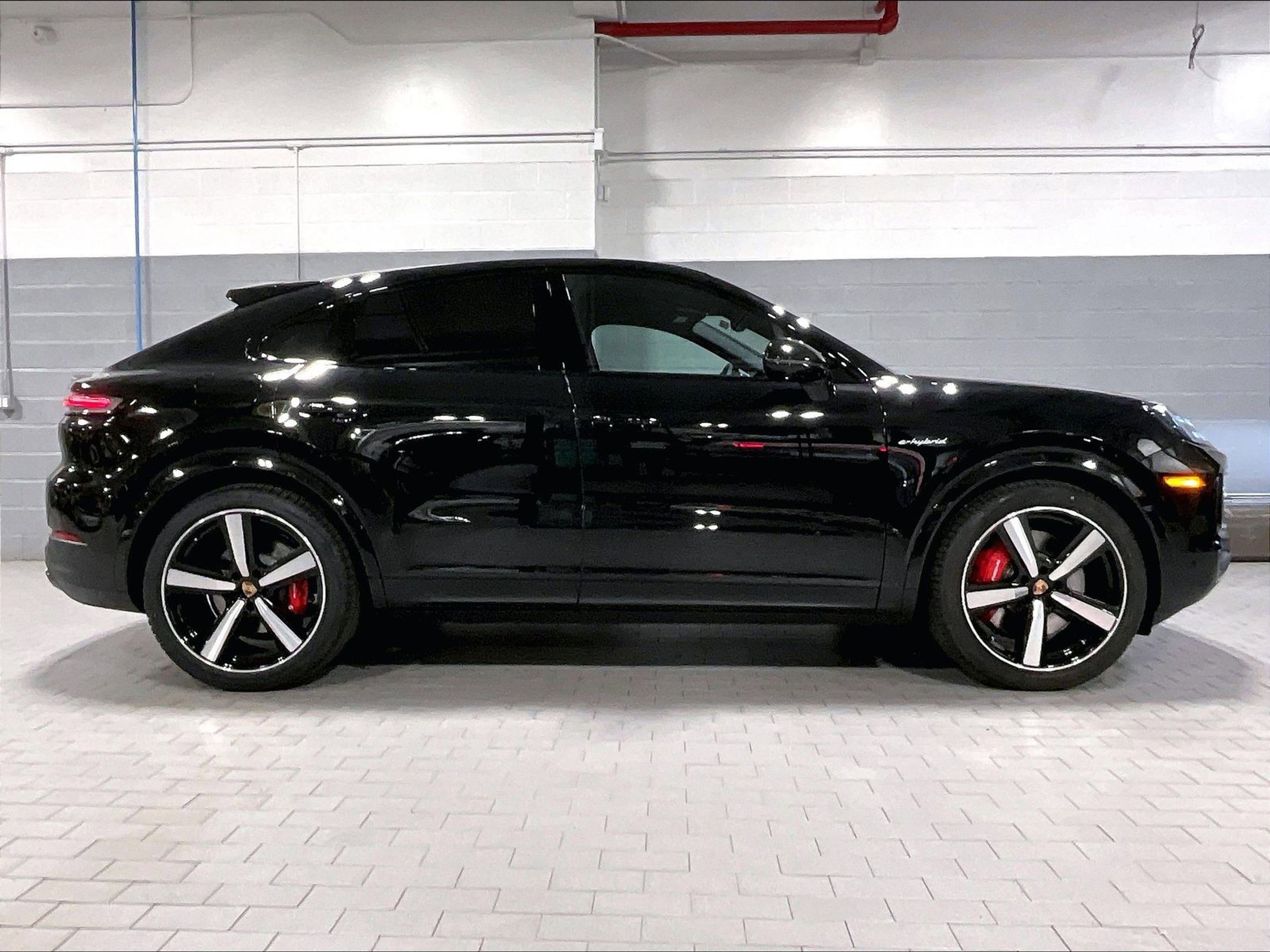 New 2026 Porsche Cayenne S image 6