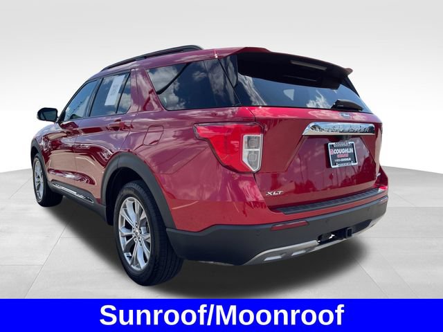 Used 2024 Ford Explorer XLT w/ Equipment Group 202A AWD/4WD image 3