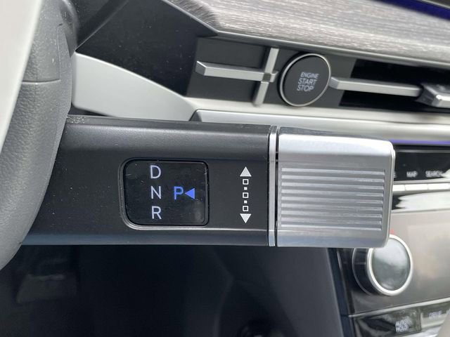 Used 2025 Hyundai Santa Fe Limited image 25