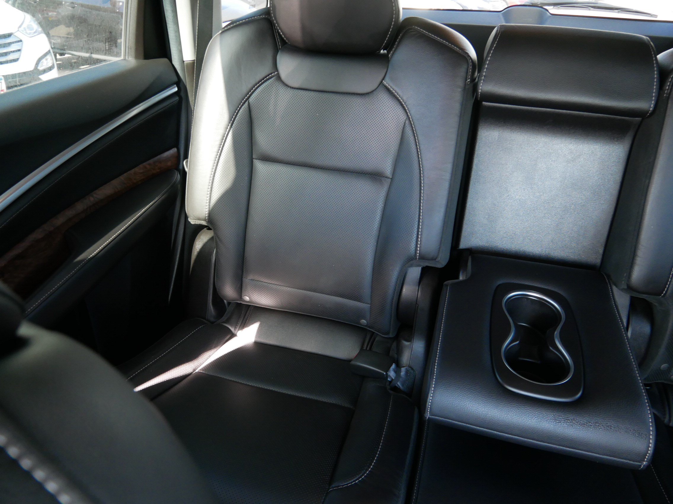 Used 2020 Acura MDX SH-AWD w/ Technology Package image 12