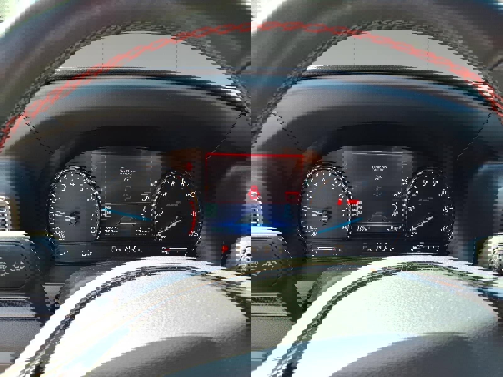 Used 2023 Ford Explorer ST-Line w/ Class IV Trailer Tow Package image 11