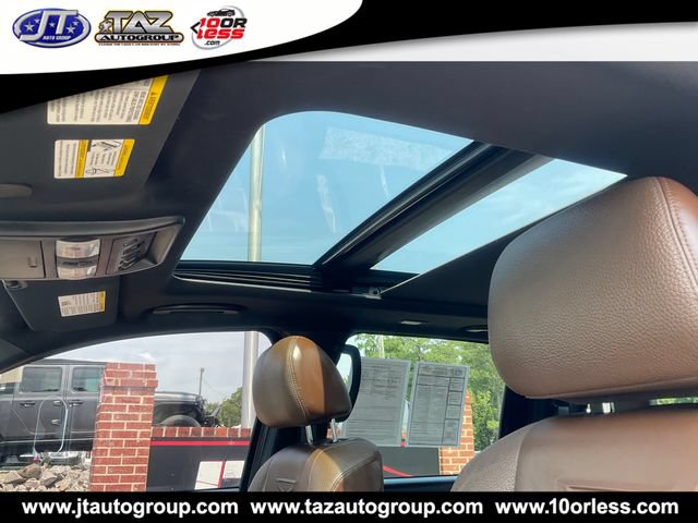 Used 2020 Nissan Titan Platinum Reserve w/ Moonroof Package AWD/4WD image 12