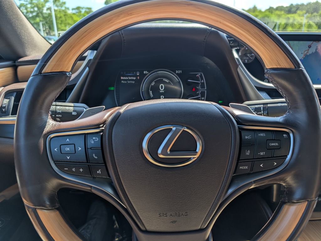 Used 2019 Lexus ES 300h FWD image 26