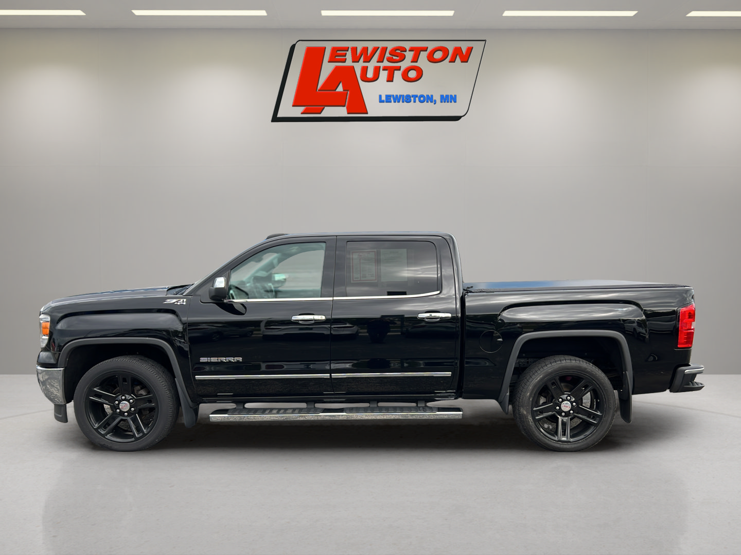 Used 2015 GMC Sierra 1500 SLT AWD/4WD image 10