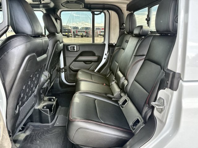 Used 2023 Jeep Gladiator Rubicon w/ Cold Weather Group AWD/4WD image 22