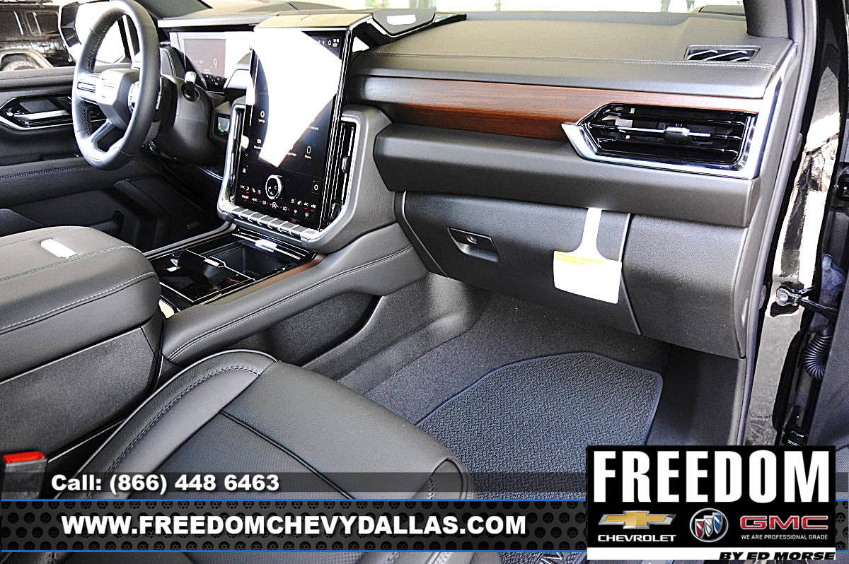 New 2026 GMC Yukon Denali w/ Sun & Power Step Package AWD/4WD image 12