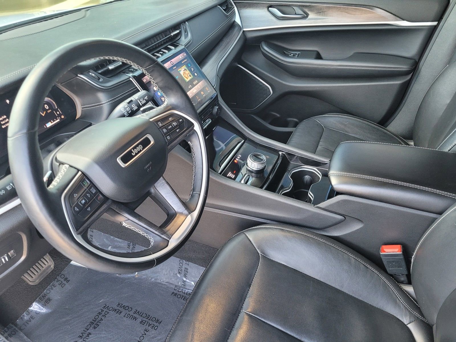 Used 2021 Jeep Grand Cherokee L Limited image 19