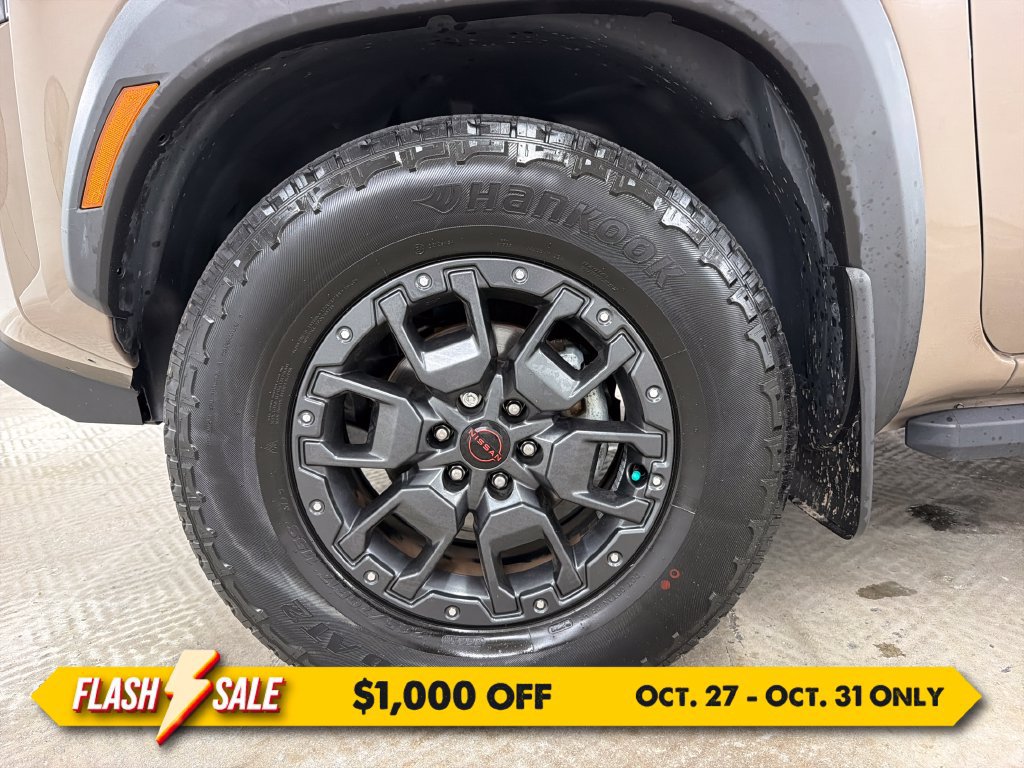 Used 2023 Nissan Frontier PRO-4X w/ Pro-4X Premium Package AWD/4WD image 14