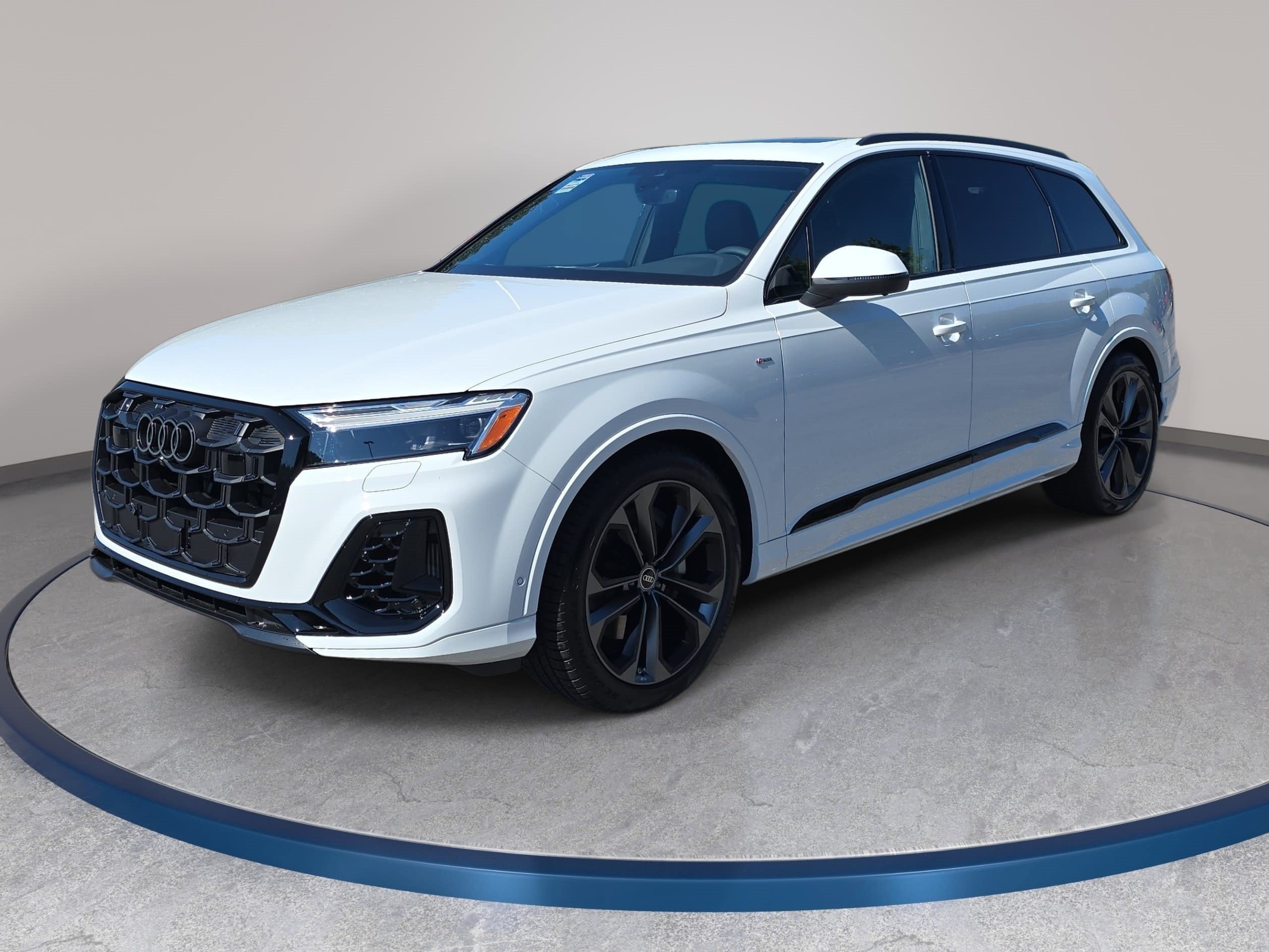 New 2026 Audi Q7 Premium Plus AWD/4WD image 1