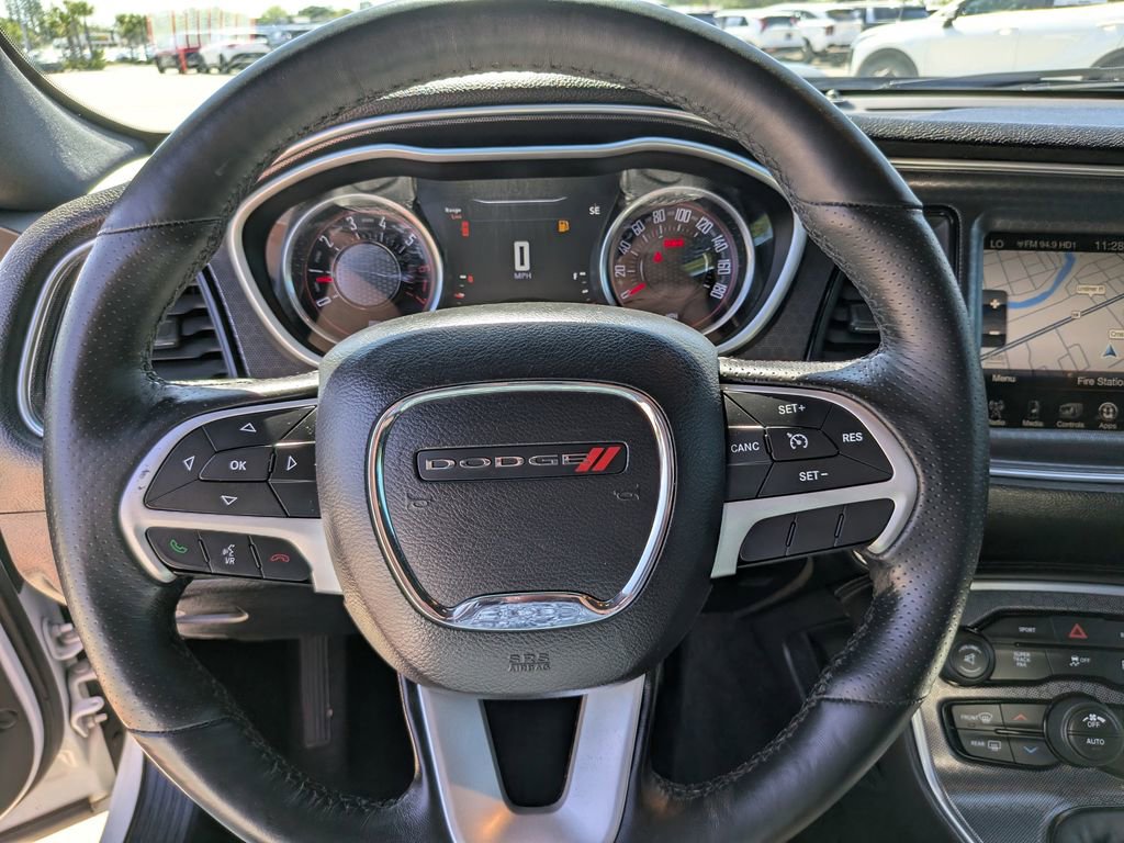 Used 2016 Dodge Challenger R/T Scat Pack RWD image 31
