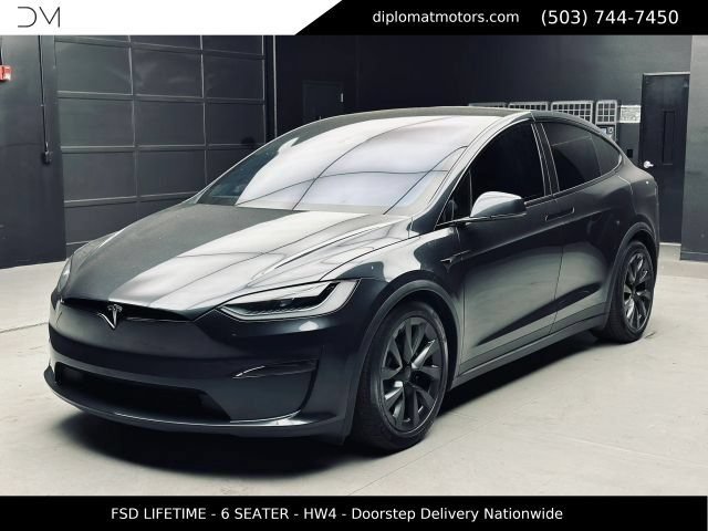 Used 2025 Tesla Model X AWD/4WD image 1
